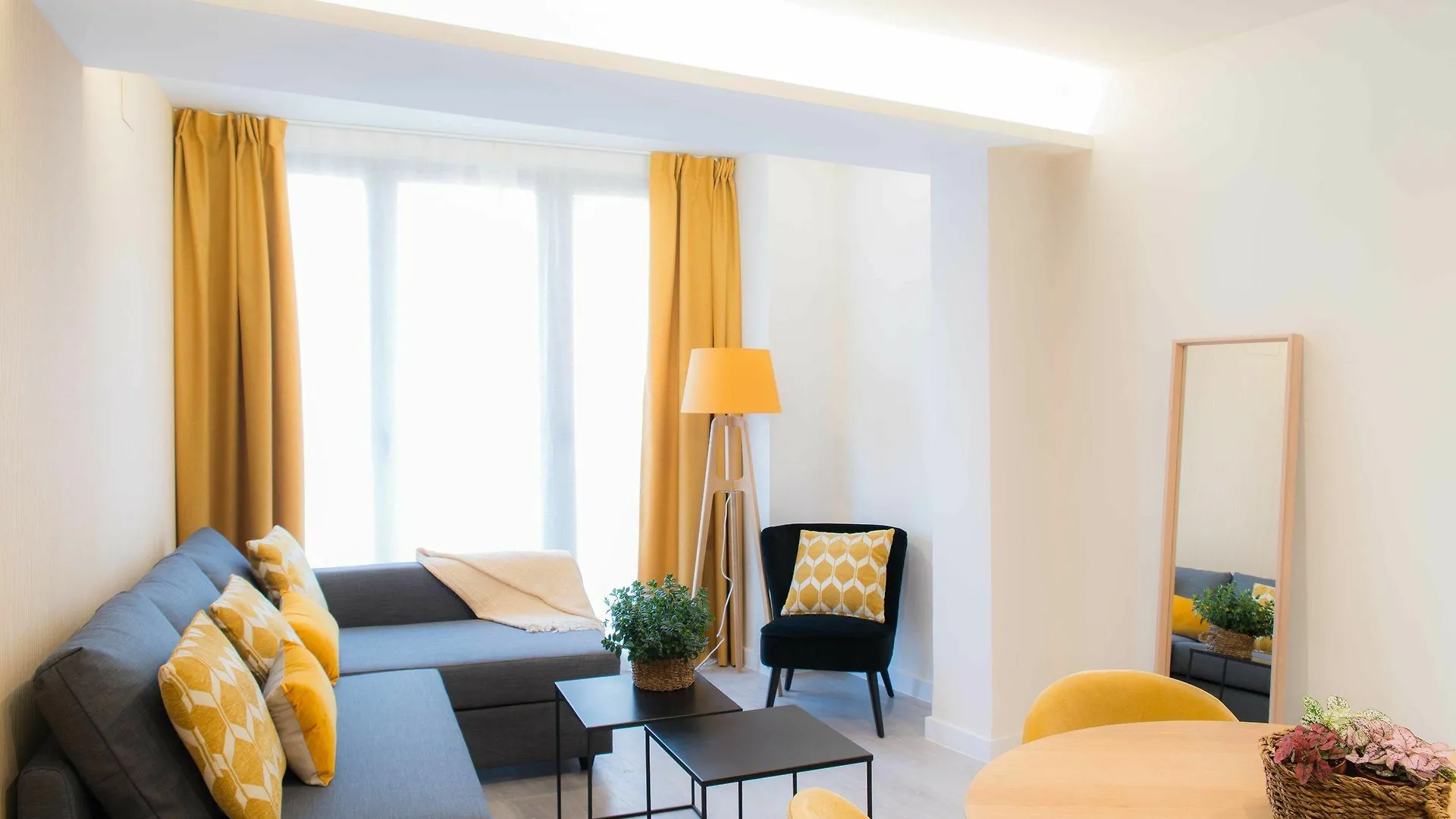 Apartamentos Puente Del Carbon Granada