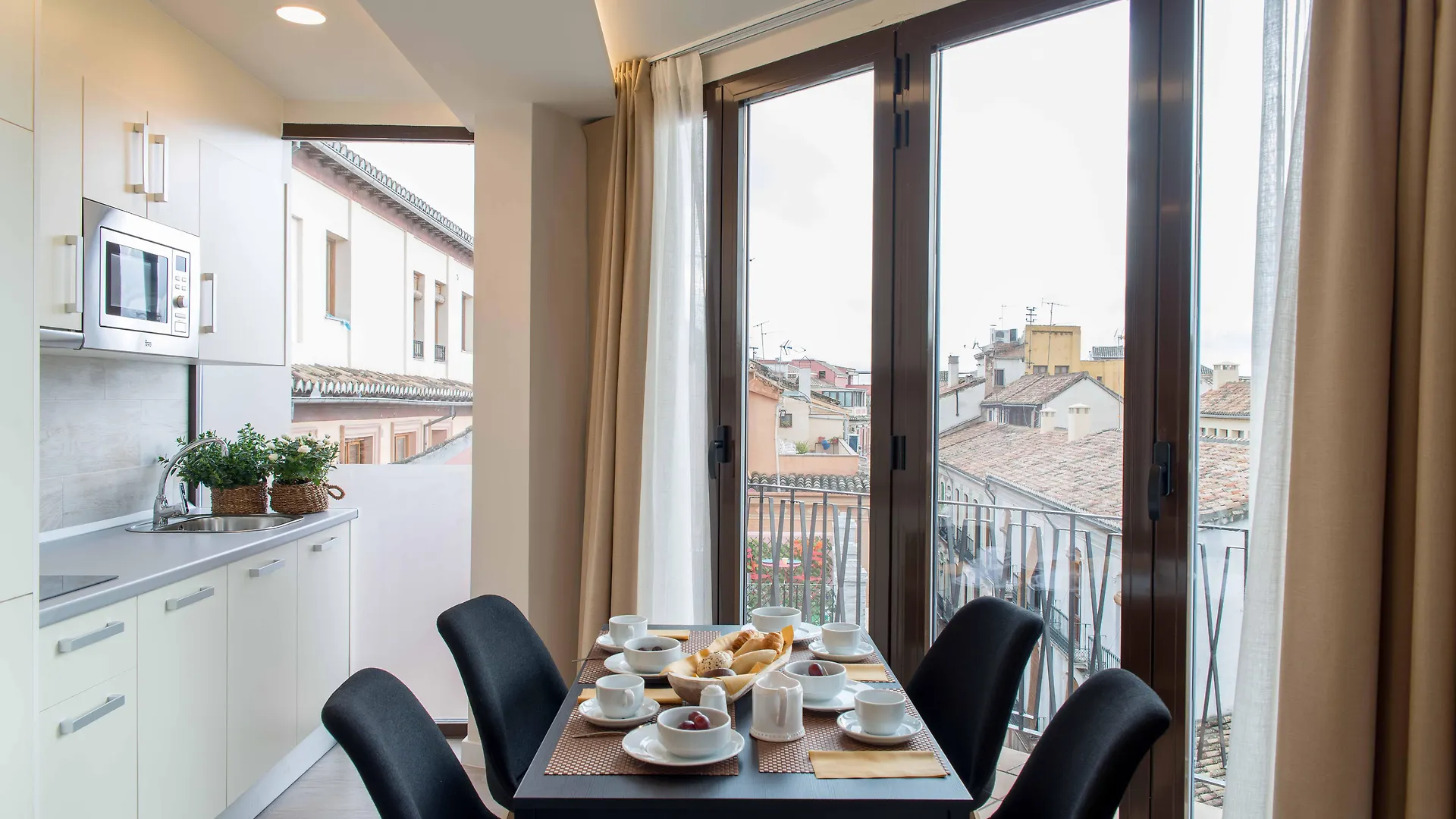 Apartamentos Puente Del Carbon Granada