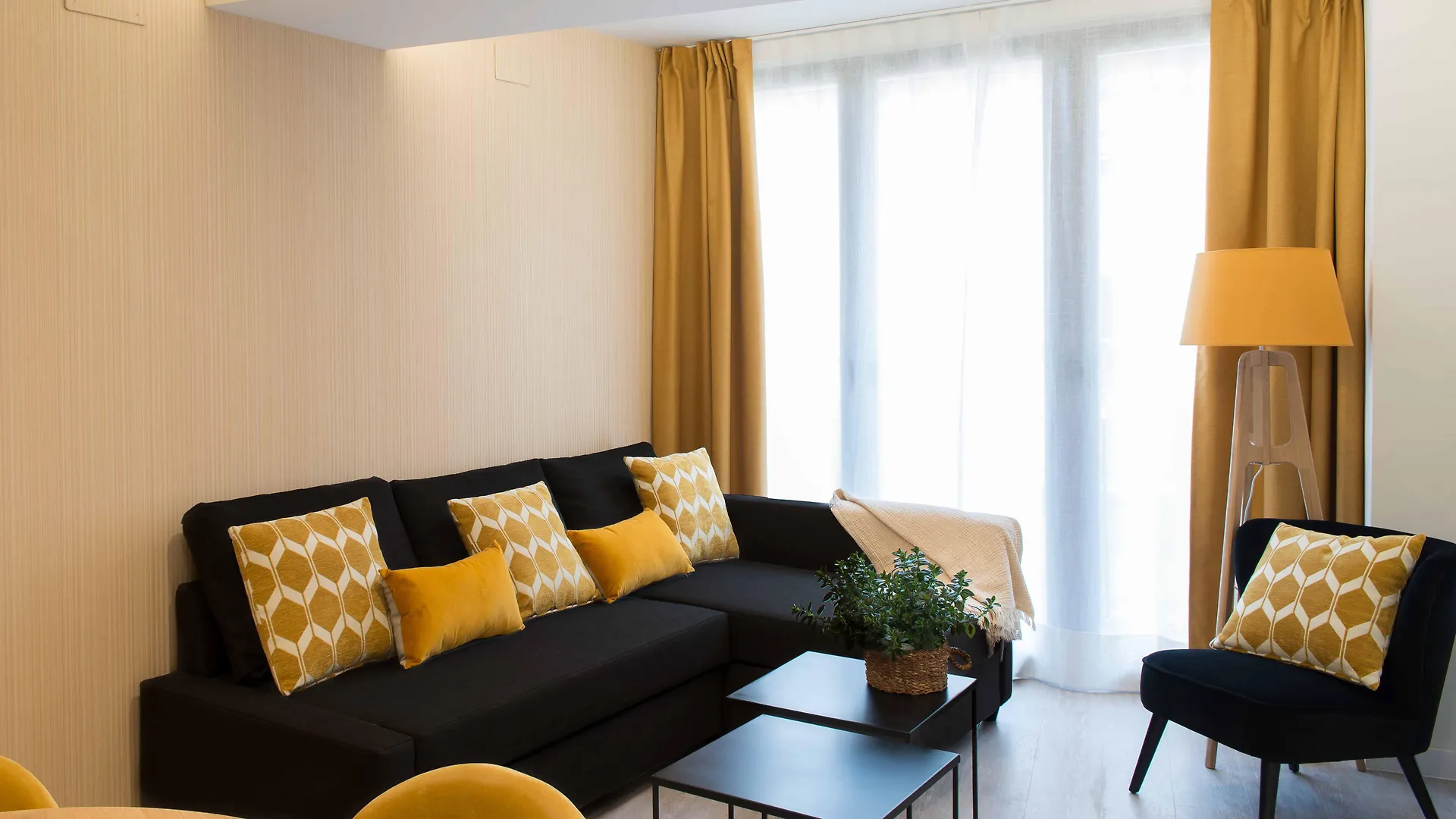 Apartamentos Puente Del Carbon Granada 0*,